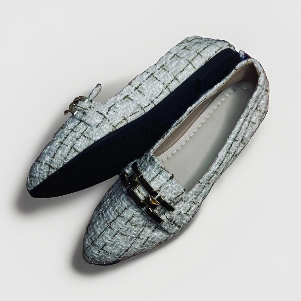 size 7.5 Tweed Plaid Pointed-Toe Loafers